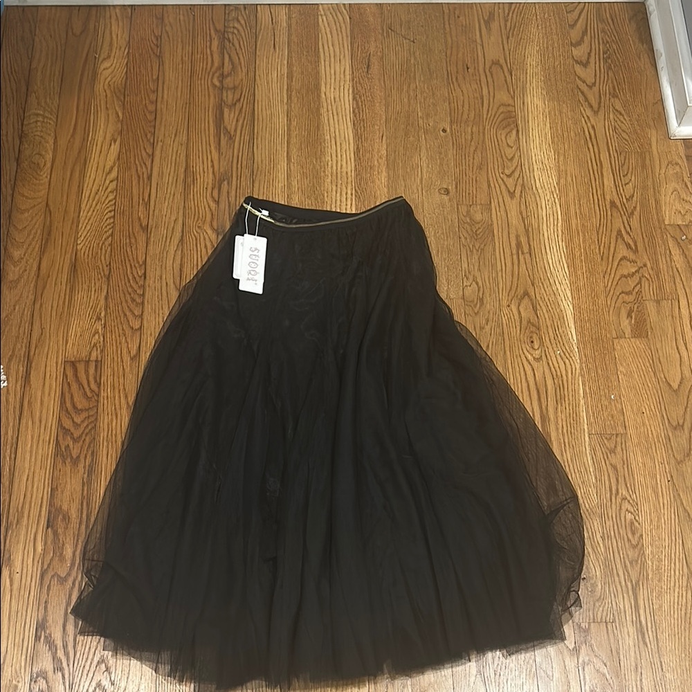 Elegant Black Skirt by Boohoo